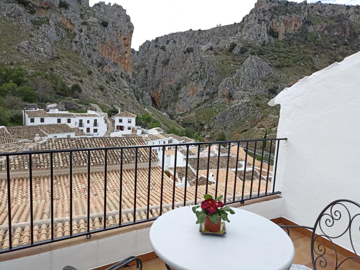 El Hechizo Del Bailon Guest House Zuheros Exterior photo