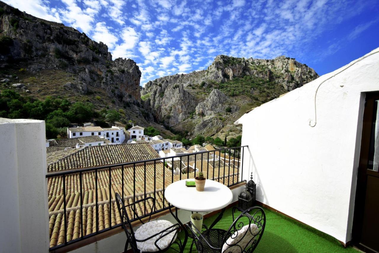 El Hechizo Del Bailon Guest House Zuheros Exterior photo